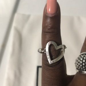 gucci toggle heart ring